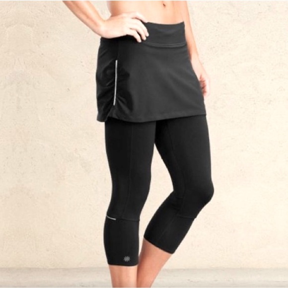 Athleta Dresses & Skirts - Athleta Black Contender 2 in 1 Skirt Capri Size XLT